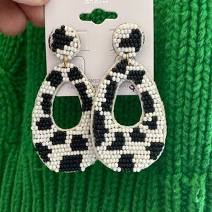 Icon Ladies earrings beaded cow print (last pair)